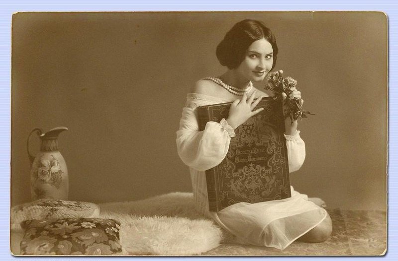 Диана, 30